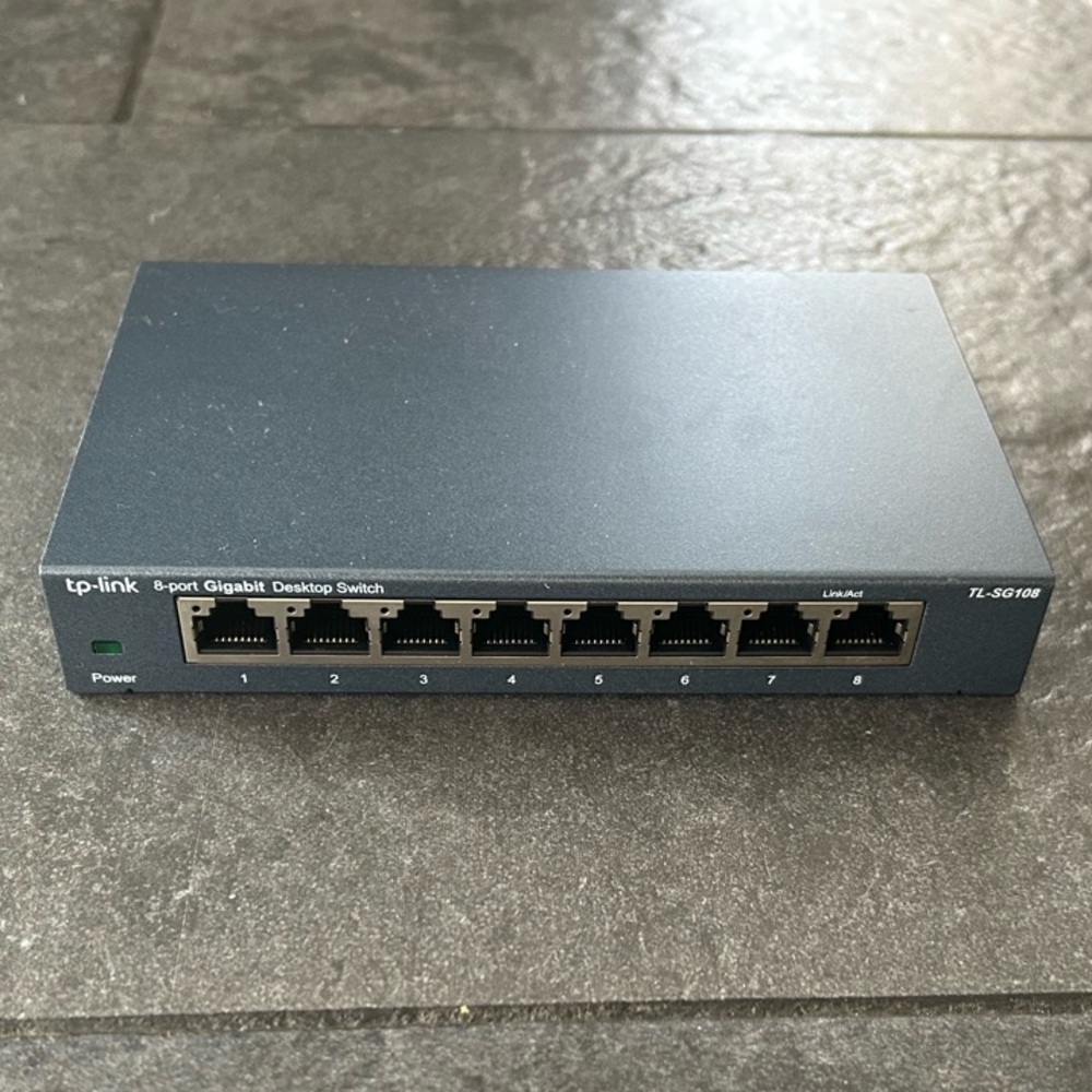 NWOT TP-Link 8-Port Gigabit Ethernet Switch